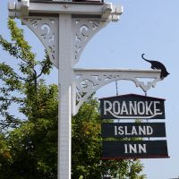 Front sign at The Roanoke Island Inn